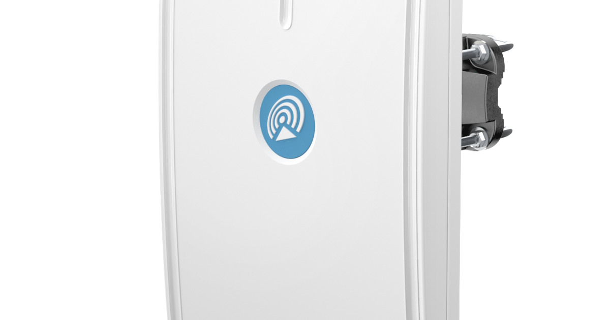 QuBox Extra Large Slim - an aesthetic antenna design with outdoor enclosure